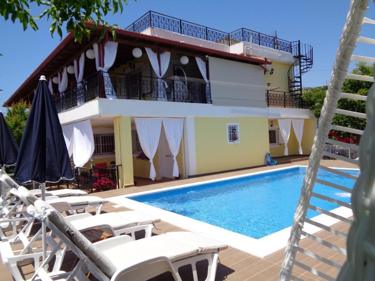 Villa Cato Sarandë Exteriér fotografie